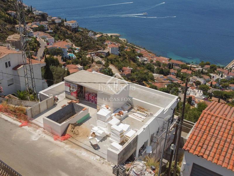 Foto e9adbfe7-696a-4b79-ab55-fe933f455810. Xalet amb calefacció aparcament piscina a Puig Rom-Canyelles-Almadrava Roses