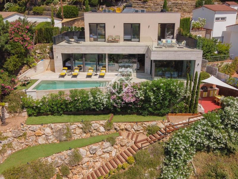 Foto 63e9e3bb-43cd-4978-8aee-9696b71c1d3a. Chalet con riscaldamento piscina in Santa Maria de Llorell Tossa de Mar