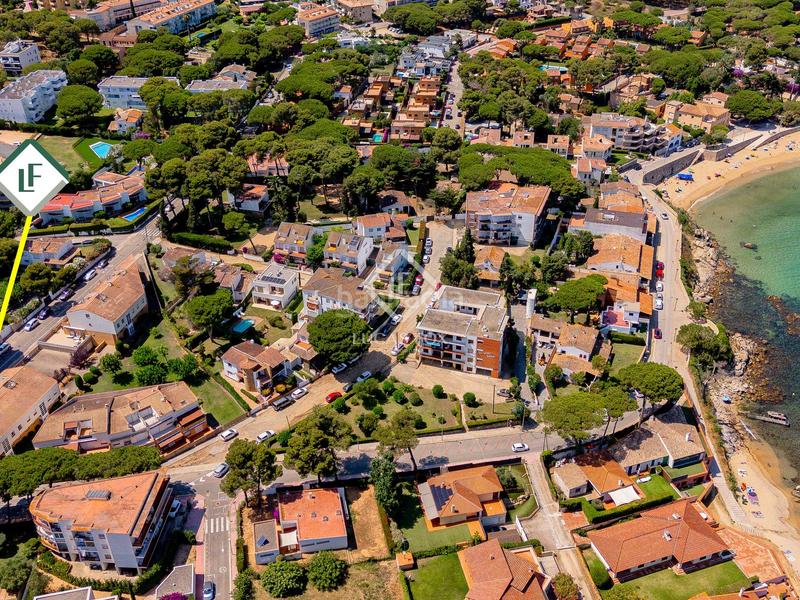 Foto 0bf34949-a885-4180-9b5f-612d98fb0e51. Piso  dúplex reformado en venta en segunda línea de mar en la fosca, en Palamós