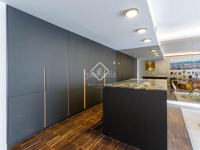 Foto 54b9722d-95f7-4347-a7c1-1d30e5e5e533. Piso dúplex con jardín privado, piscina y aparcamiento en eixample dreta en Barcelona