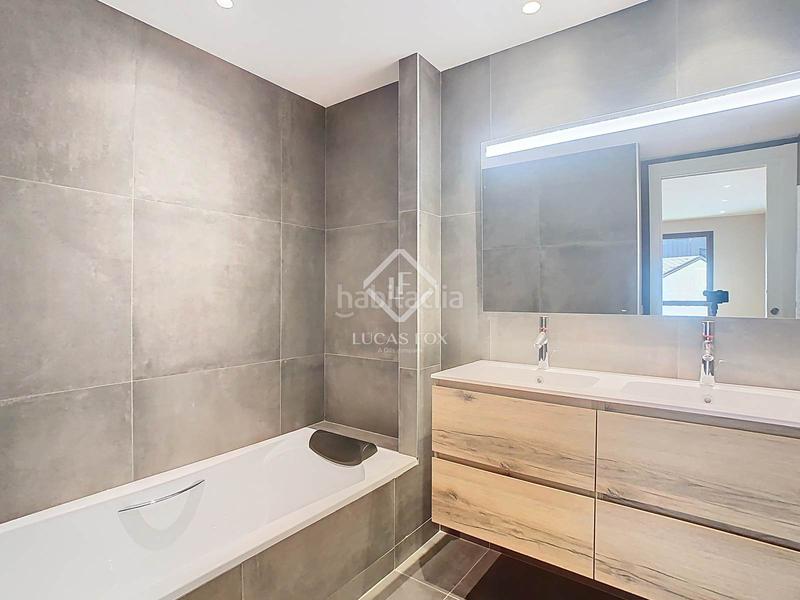Foto 1f807bbb-1d16-4a95-b2cb-f8eab33d9d63. Alquiler piso  en excelentes condiciones de 2 dormitorios con 12 m de terraza en alquiler en escaldes en Escaldes-Engordany