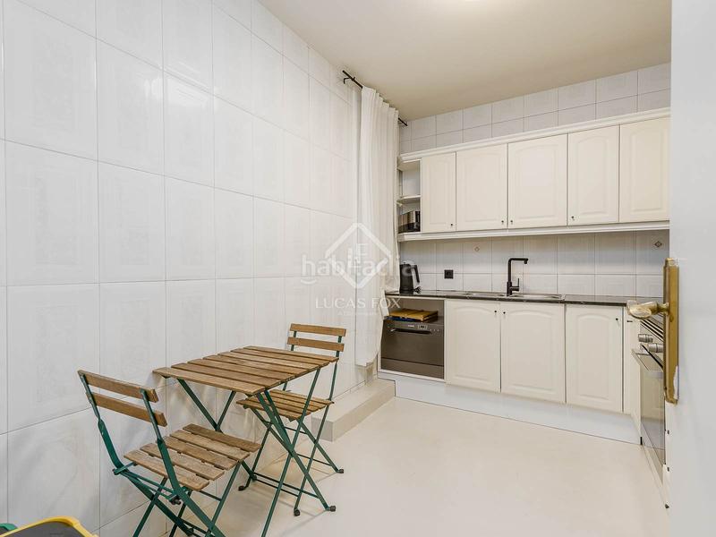 Foto ebf3f7b5-5887-464a-97ea-ee8399f0750a. Piso  en excelentes condiciones de 2 dormitorios en venta en eixample derecho en Barcelona