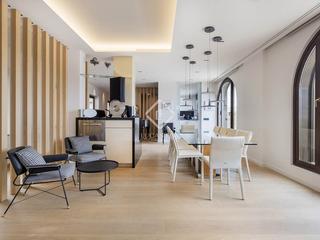 Affitto Attico in Gòtic. Ático de lujo en excelentes condiciones de 4 dormitorios con ter