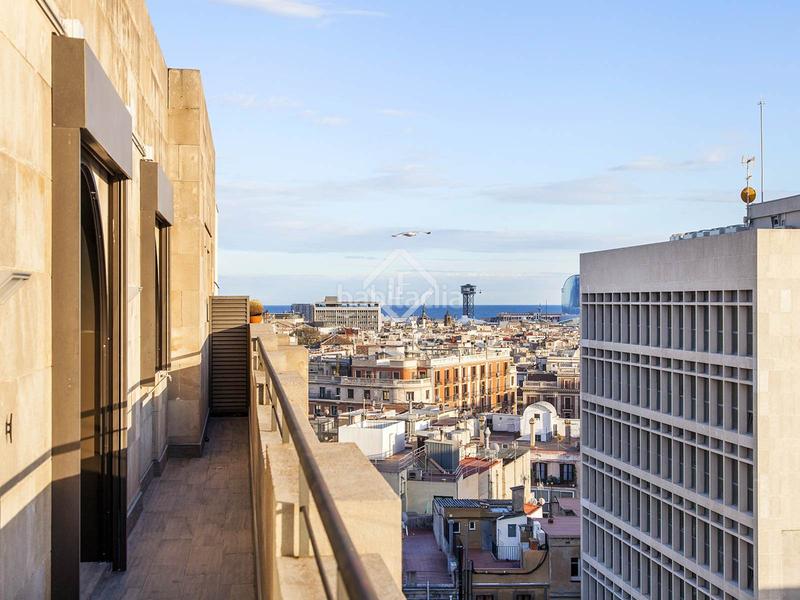 Foto 9a87f095-9fa0-4684-808b-c7c954533655. Alquiler ático  de lujo en excelentes condiciones de 4 dormitorios con terraza de 40 m en alquiler en el eixample derecho, en Barcelona
