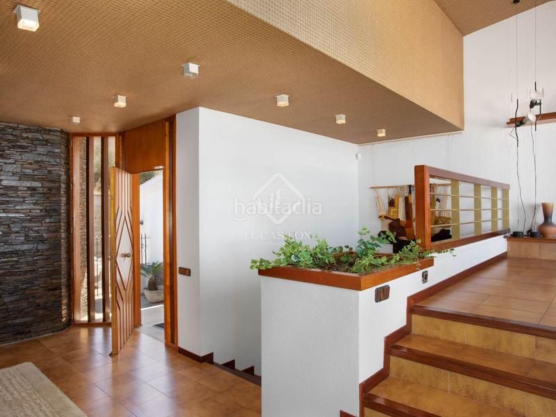 Foto 7050ca8a-ea2a-419c-817c-16353f1862f6. Chalet exclusiva villa con espectaculares vistas a la bahía en venta en una zona privilegiada y soleada, muy cerca del centro de en Roses