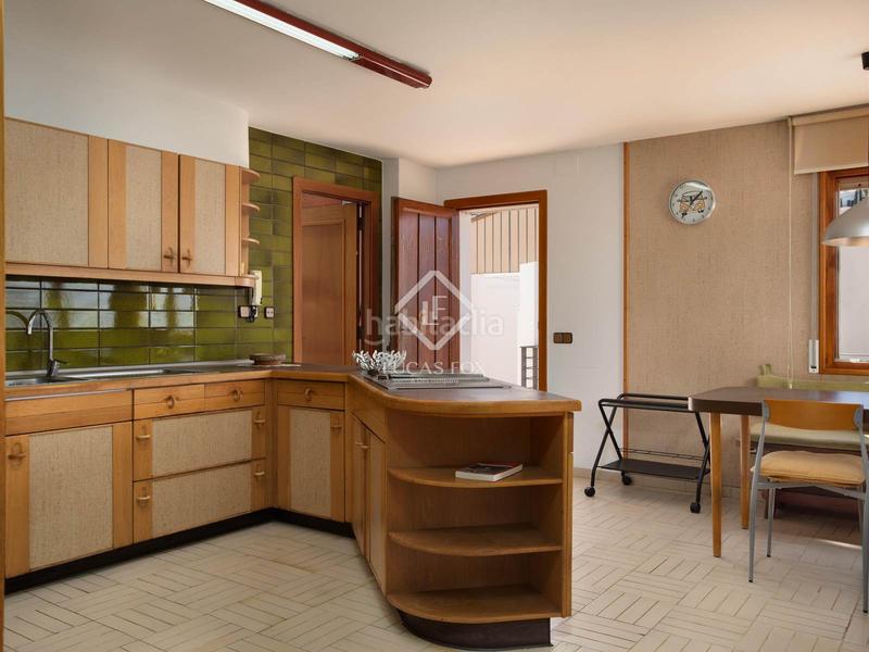 Foto fa38551c-fd8f-4a22-b282-1cc6bc26ece9. Chalet exclusiva villa con espectaculares vistas a la bahía en venta en una zona privilegiada y soleada, muy cerca del centro de en Roses