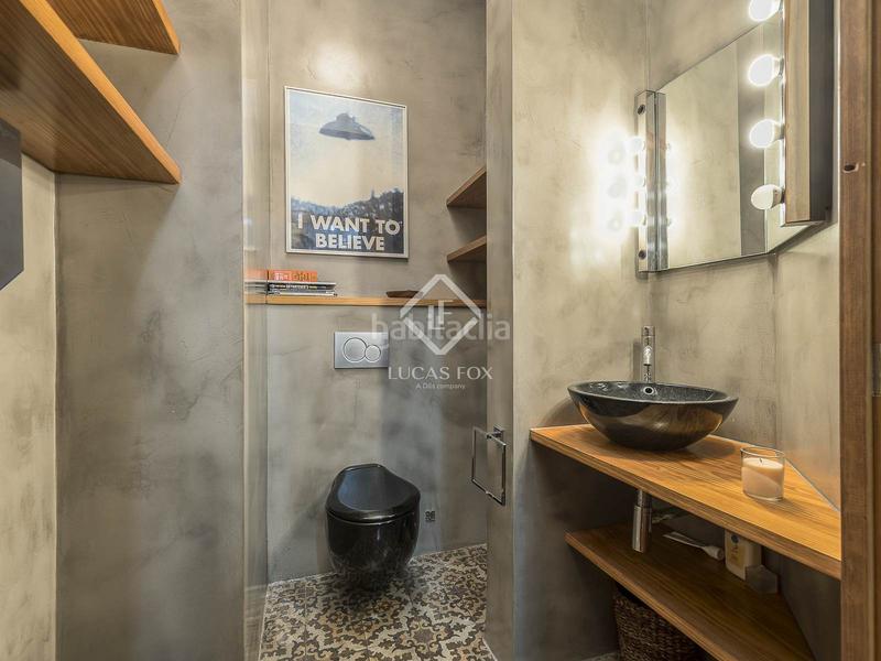 Foto 08b367e7-c05f-4a3b-814a-35b0878fb367. Piso  en venta en una finca modernista en el eixample esquerra. en Barcelona