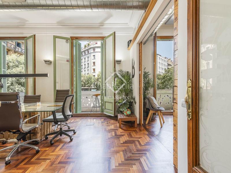 Foto 897ba1cc-286d-4845-b36d-1b0aa53906ce. Piso  en venta en una finca modernista en el eixample esquerra. en Barcelona