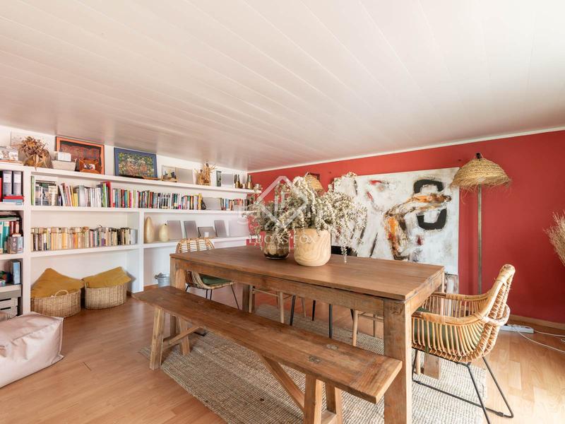 Foto 0aa16777-54d5-443f-8db5-bb582193e036. Chalet mit heizung parking in La Floresta Sant Cugat del Vallès