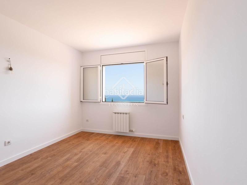 Foto 53160e07-8f4e-478e-92a6-88e89d9c2ceb. Chalet espectacular casa reformada en 2025 con vistas al mar en venta , barcelona en Premià de Dalt