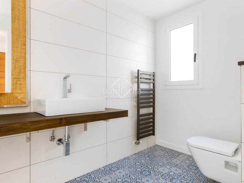 Foto a8fc9980-b846-4c16-9831-68526a6ad858. Chalet espectacular casa reformada en 2025 con vistas al mar en venta , barcelona en Premià de Dalt