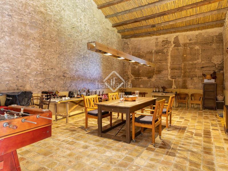 Foto 94b5cd92-89d2-4f4f-b4b8-2dba09ef7b00. Casale con riscaldamento parcheggio piscina in Garrigàs