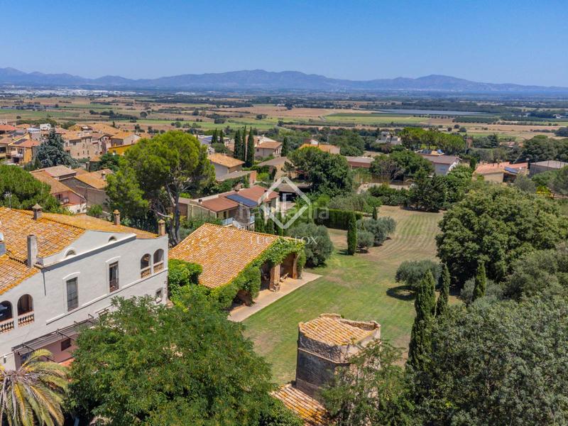 Foto a1b9d06b-db70-422c-b6ce-6b401a00689d. Casale con riscaldamento parcheggio piscina in Garrigàs