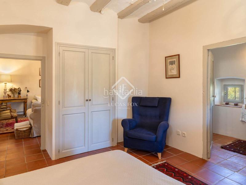 Foto ad5ddc51-9227-4177-994f-a0f6fdbd86a7. Casale con riscaldamento parcheggio piscina in Garrigàs