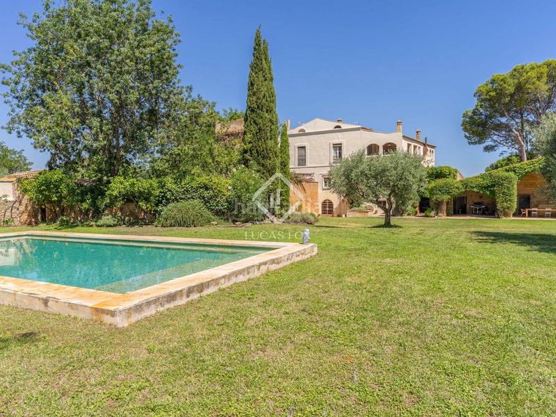 Foto bac651b7-2928-426a-a218-89973c712fbf. Casale con riscaldamento parcheggio piscina in Garrigàs