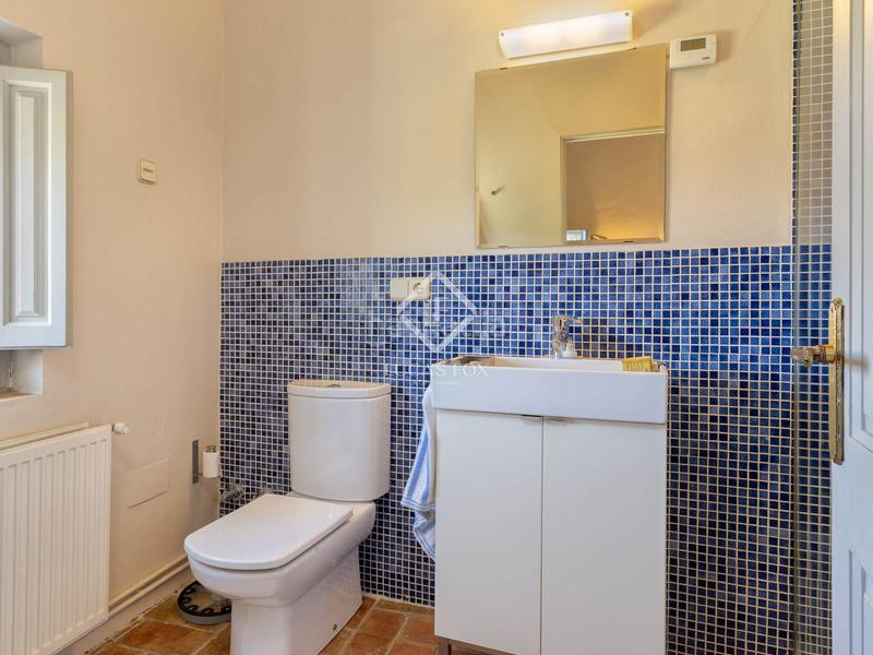 Foto d99f3951-f2f8-452e-b165-1daca8e7e1ab. Casale con riscaldamento parcheggio piscina in Garrigàs