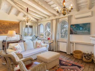 Masia a Garrigs. Casa rural de 6 dormitorios en venta en alt empord, girona