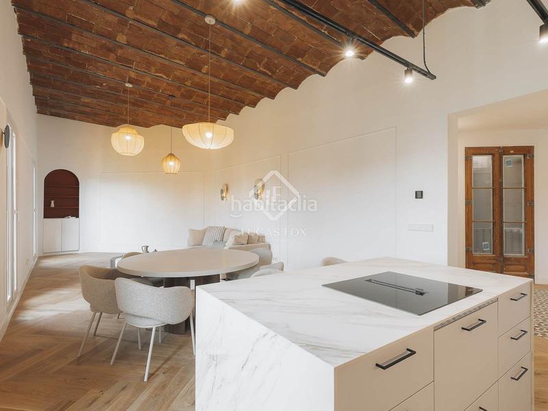 Foto 0f74c77f-7ff7-4ea8-8caa-766357754b08. Pis amb calefacció a Sant Antoni Barcelona