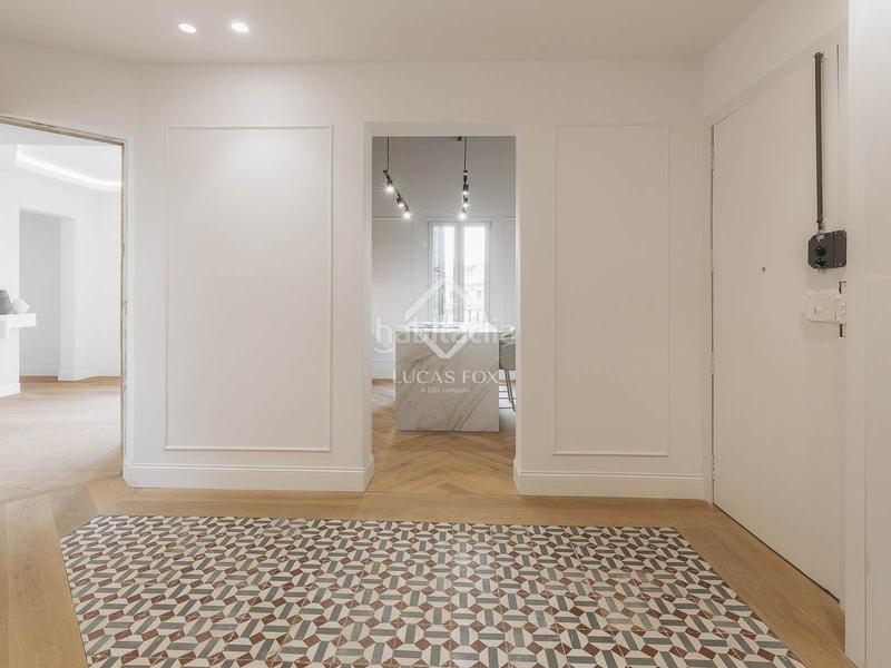 Foto 256524eb-e28b-4ce7-9162-1e68dc3021f6. Pis amb calefacció a Sant Antoni Barcelona