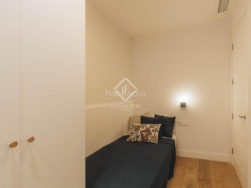 Foto 449264ee-5ea4-489b-bf1b-8058686433b3. Pis amb calefacció a Sant Antoni Barcelona