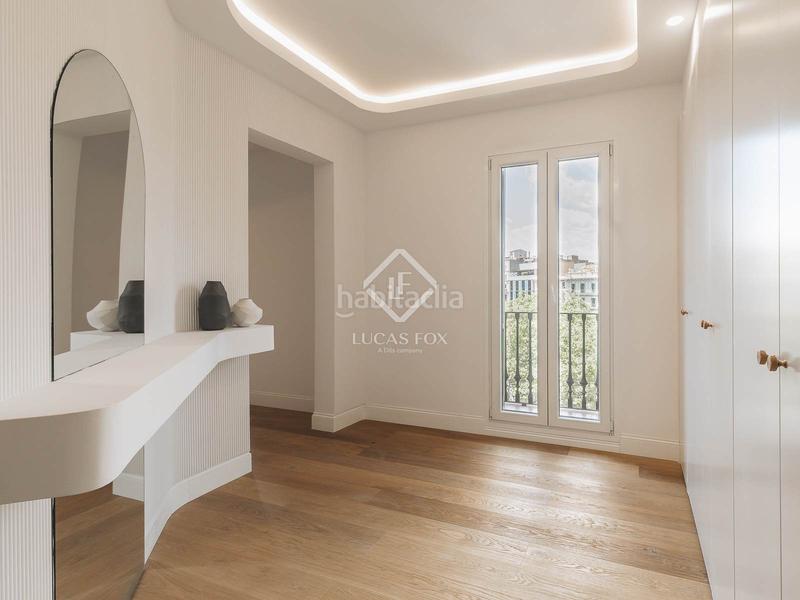 Foto 4fad9e9d-3ca1-4877-9861-215d98dbb00c. Pis amb calefacció a Sant Antoni Barcelona