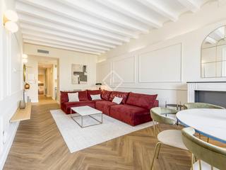 Appartement à St. Pere - Sta. Caterina - El Born. Excelente propiedad en venta con tres dormitorios en barceloneta