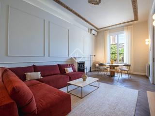 Appartement à St. Pere - Sta. Caterina - El Born. Excelente propiedad en venta con tres dormitorios en barceloneta