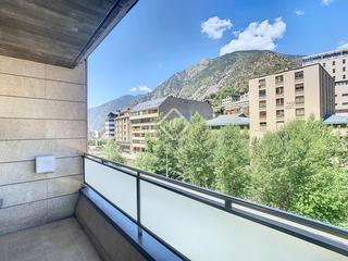 Lloguer Pis a Escaldes-Engordany. Piso en excelentes condiciones de dos dormitorios en alquiler en