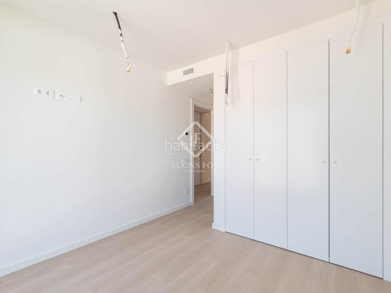 Foto a94026a1-9a0e-421d-9b66-92a78de24ed9. Alquiler piso  en alquiler, excelentes condiciones, con dos dormitorios y terraza de 24 m con vistas al mar en Castelldefels
