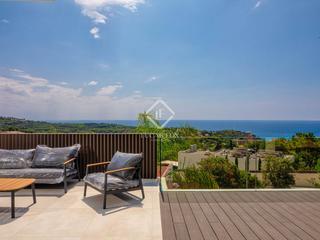 Chalet in Roca Grossa. Villacasa de obra nueva en venta con cuatro dormitorios en llore