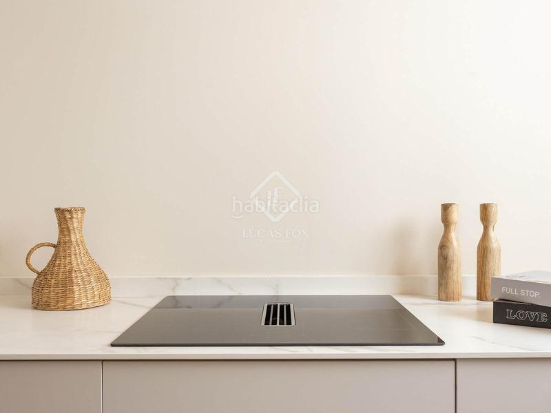 Foto 1b936210-a760-41d8-b9fa-da7703af07be. Piso  en excelentes condiciones de tres dormitorios en venta en poble sec, en Barcelona