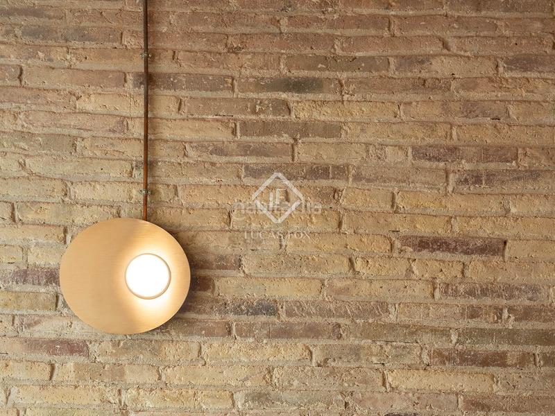 Foto e81ba364-07a0-44ce-bfc3-bffedfae2351. Piso  en excelentes condiciones de tres dormitorios en venta en poble sec, en Barcelona