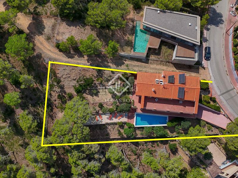 Foto 0a05379c-77b5-4b1e-b1af-d91d4d03558b. Chalet villa en excelentes condiciones con fantásticas vistas al mar y licencia turística, en venta , costa brava en Tamariu