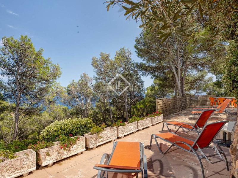 Foto 6bdc913b-0e4e-4b92-b603-a1d480985291. Chalet villa en excelentes condiciones con fantásticas vistas al mar y licencia turística, en venta , costa brava en Tamariu
