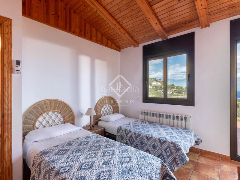 Foto 8904c23e-4bf0-400a-8e4b-a4fdeb57bf55. Chalet villa en excelentes condiciones con fantásticas vistas al mar y licencia turística, en venta , costa brava en Tamariu