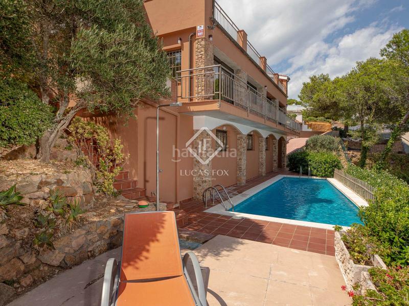 Foto af9184e3-41fd-4956-91b0-db1ff15c07f1. Chalet villa en excelentes condiciones con fantásticas vistas al mar y licencia turística, en venta , costa brava en Tamariu