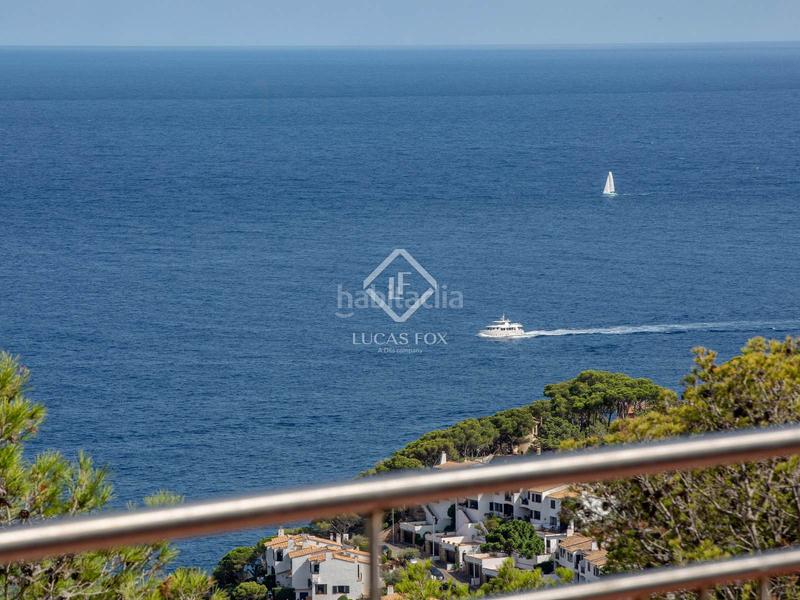 Foto bad03751-d98c-4d79-9c75-34708c488642. Chalet villa en excelentes condiciones con fantásticas vistas al mar y licencia turística, en venta , costa brava en Tamariu
