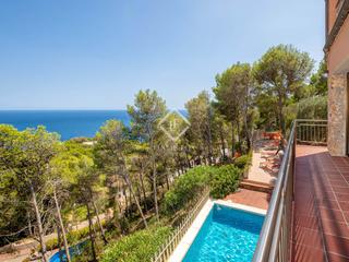 Chalet à Tamariu. Villa en excelentes condiciones con fantásticas vistas al mar y