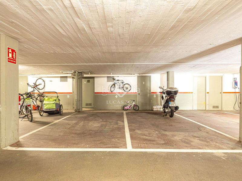 Foto 558cf403-c016-4368-9a67-64e598c9d41f. Affitto appartamento con riscaldamento parcheggio piscina in Esplugues de Llobregat