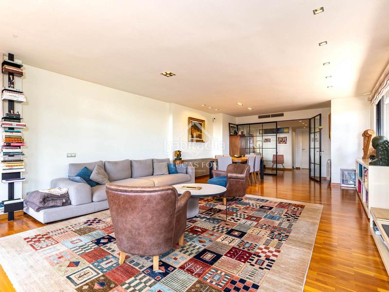 Foto 34fb7d39-8bd5-417e-aa78-5a6d15adceb3. Miete etagenwohnung mit heizung parking pool in Finestrelles Esplugues de Llobregat