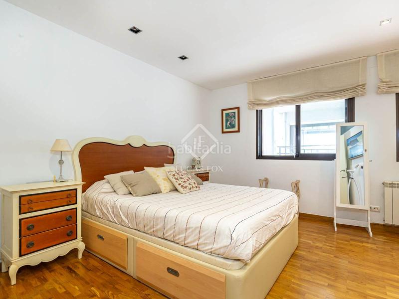 Foto c8ce5397-0092-4e06-951b-533db1845a70. Miete etagenwohnung mit heizung parking pool in Finestrelles Esplugues de Llobregat