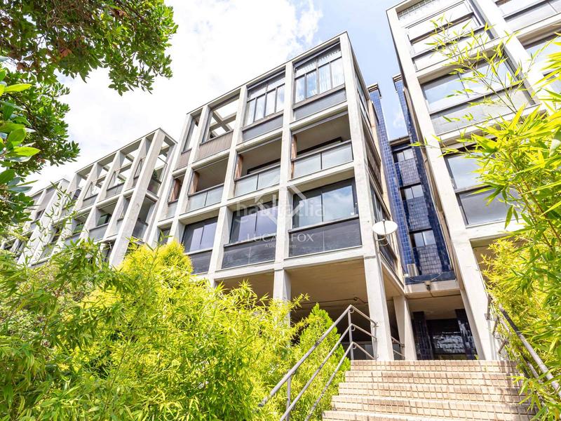 Foto efcf8fa3-c189-40dd-8bf5-1624c6d28401. Rent flat with heating parking pool in Finestrelles Esplugues de Llobregat