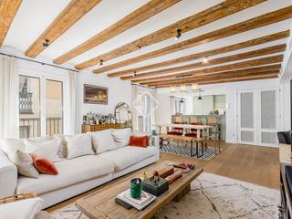 Attique à St. Pere - Sta. Caterina - El Born. Precioso ático de 2 dormitorios con 44m terraza en venta en el b