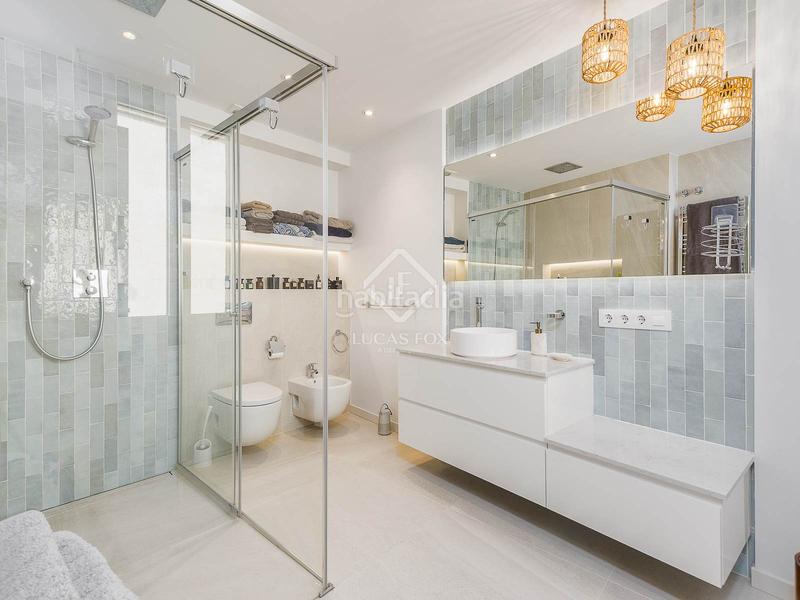 Foto 916bf726-75b7-4e11-975e-cea127788c8c. Ático precioso ático de 2 dormitorios con 44m terraza en venta en el born en Barcelona