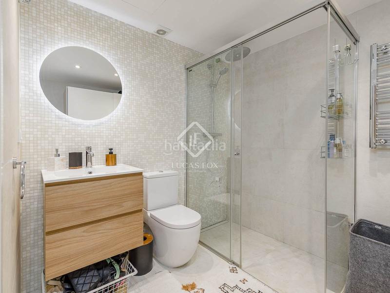 Foto adcb205b-fa14-42c6-bd2f-f34c7e3fc405. Ático precioso ático de 2 dormitorios con 44m terraza en venta en el born en Barcelona