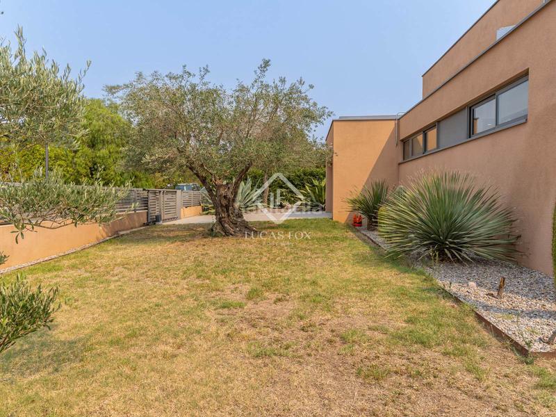 Foto 6129f750-a8d3-4ede-87eb-97714d2f999b. Chalet con riscaldamento parcheggio piscina in Peralada