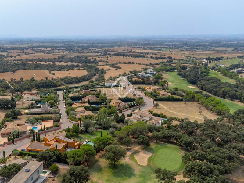 Foto 6fbd7d07-0034-4713-b14a-716497d2df60. Chalet con riscaldamento parcheggio piscina in Peralada