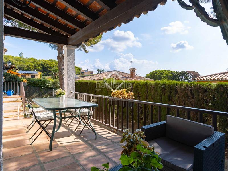 Foto 14d92bd4-fb1f-4b43-b916-27d093b48cfc. Xalet amb calefacció aparcament a Vilassar de Dalt