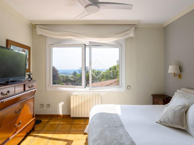 Foto 956c9b05-9c08-4b43-9f2c-1e771e89c002. Xalet amb calefacció aparcament a Vilassar de Dalt