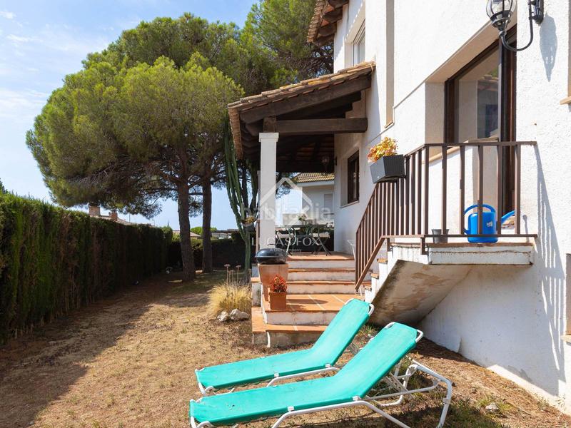 Foto d6b1bc39-1f56-42a5-90d9-39cd5d76ad13. Xalet amb calefacció aparcament a Vilassar de Dalt